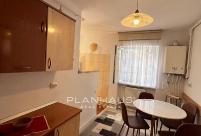 Apartament 3 camere ,ultracentral Biblioteca Judeteana,etaj 1 , garaj sub bloc i - 8