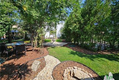 Vila superba, cu piscina, 970mp teren, D+P+E+M, gradina amenajata+pomi fructifer - 10