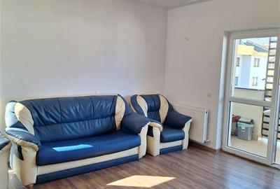 Apartament 2 camere, zona Tractorul - 1