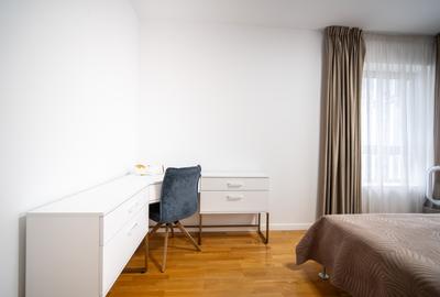 APARTAMENT 3 CAMERE + PARCARE INCLUSA - ZONA 1 MAI - COMISION 0% - 9