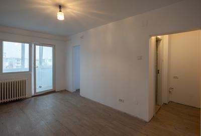 Proprietar | Garsonieră renovată 2026 | Confectii Arad | 5 min campus - 1