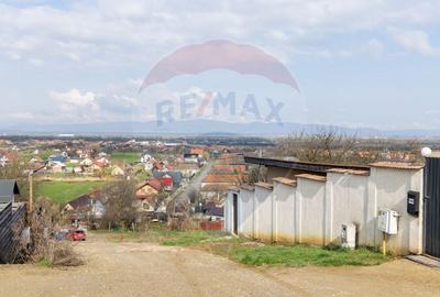Teren intravilan cu vedere panoramică, utilități si poziție excelentă! - 4