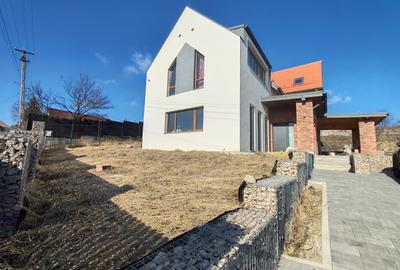 Casă individuală la 11 km de Cluj-Napoca în localitatea Rediu. - 4