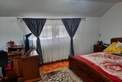 Casa cu etaj in catamarasti deal - 2