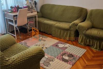 Apartament 3 camere cf 1 semidecomandat in zona Crang - 1