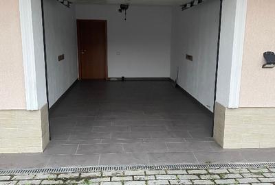 La 300 M de IULIUS TOWN.apartament în vilă. - 13