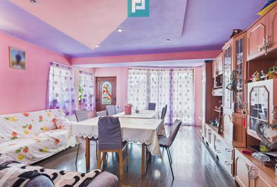 Casă individuală cu 7 camere în Săcălaz