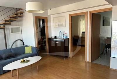 Apartament cu 4 camere semidecomandat, mobilat în Europa