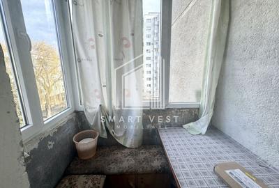 Apartament 3 camere | Etaj 3 cu lift | Zona Micro 15 - 18