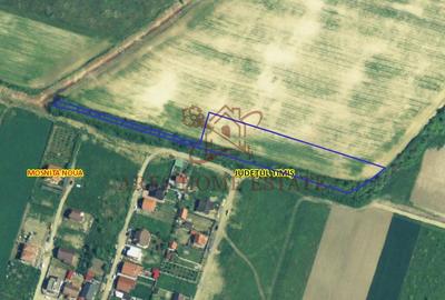 Teren agricol extravilan de 7257 mp, în Moșnița Nouă