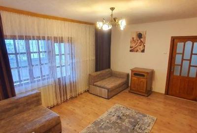 Apartament cu 2 camere de închiriat, zona KM 4-5 - 1