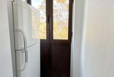 Garsonieră decomandata, 3 min metrou, renovata recent - 10