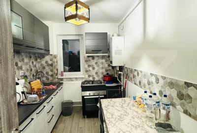 Apartament de vanzare, cu 2 camere, renovat complet, etaj 3 - 5