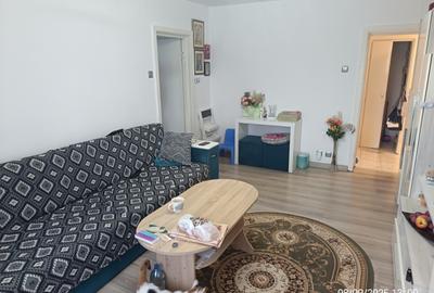 APARTAMENT 3 CAMERE, SEMIDECOMANDAT, PODU ROS, BLOC FARA RISC - 1