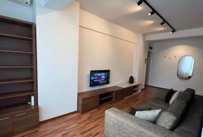 Apartament de 2 camere, 54 mp, boxa, centrala, balcon, Jiului-1 Mai - 1