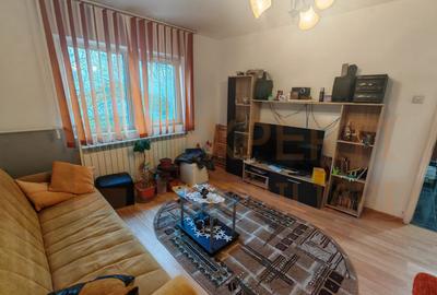 Apartament cu 3 camere decomandat, mobilat în Inel I