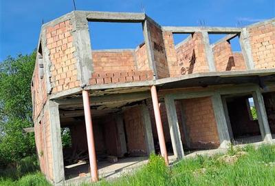 Casa nefinalizata de vanzare in Stupini - 4
