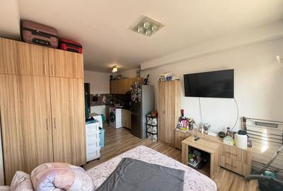 Garsoniera de vanzare in zona UTA - 11