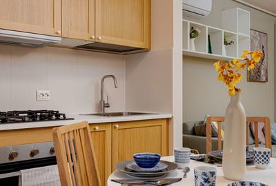 Studio Dublu / Hils Republica / 6 minute metrou / Comision 0% - 3