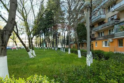 Apartament 2 camere, etaj intermediar, zona , comision 0% - 20