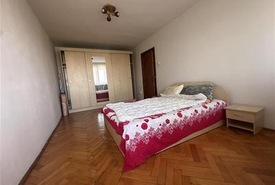 3 camere 65 mp utili la etaj intermediar, mobilat si utilat - 3