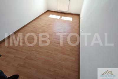 Apartament 4 camere Negru Voda etaj 3/4 - 3