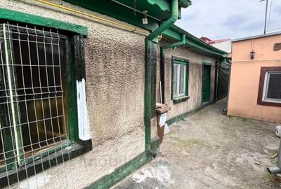 Casă cu 3 camere în Central