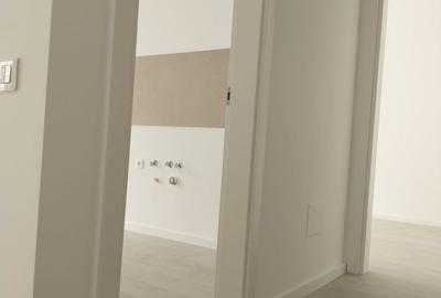 Apartament spatios cu 3 camere si geam la baie Estoria City - 7