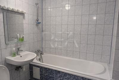 3 camere Titan, centrală, inst. schimb.,parcare, et. 1, an 1984, 67 mp - 7