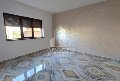 Casa de vanzare spatioasa, 5 camere si 3 bai, Giarmata, Comision 0 - 8
