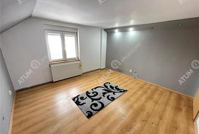 Casa individuala 8 camere 2 garaje 500 mp teren zona Selimbar - 15