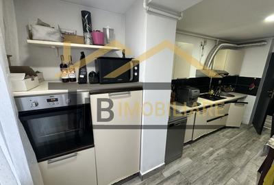 Apartament de 3 camere, 80mp, Zona Poli2 - 3