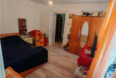 EXCLUSIVITATE! Casa spatioasa + teren in centrul Buzaului - 6