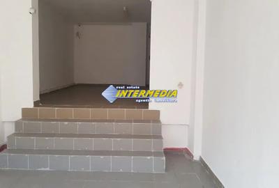 Spatiu de inchiriat cu vad foarte bun zona Ampoi 3 - 1