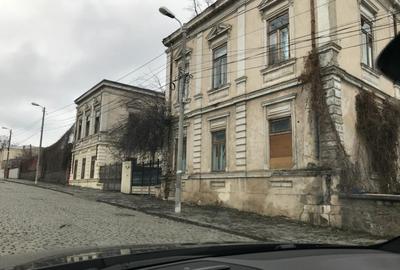 De vânzare – Imobil istoric cu potențial excepțional, situat în inima Brăilei! - 1