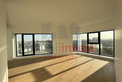 Apartament cu 3 camere semidecomandat în Floreasca