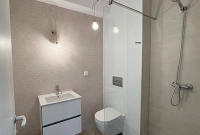 Apartament 3 camere vedere lac/ imobil nou/ comision 0 - 7