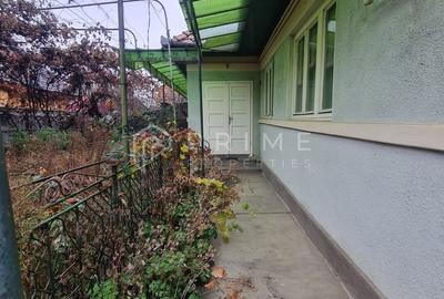 Casă cu teren de 1.000 m² – utilități complete, ideală pentru renovare - 9