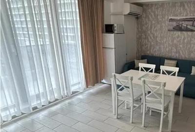 Apartament cu 2 camere, mobilat în Central
