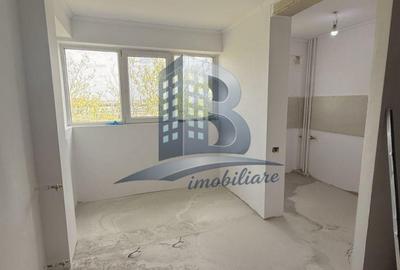 Garsoniera Titan/ Necesita Renovare/ Piata Minis - 1