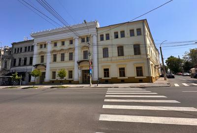 Spațiu comercial, de 1,741 mp, în Central