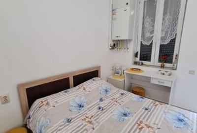 Persoana fizica vănd garsoniera cu 1 camera în casă cu curte comună - 7