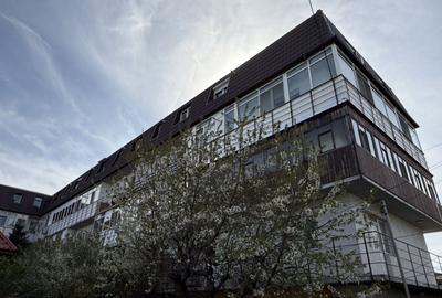 Ap 3 camere - rezultat din alipirea a 2 garsoniere - 62 mp - parter - 19