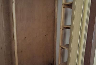 Apartament cu 3 camere - zona semicentrala - 20