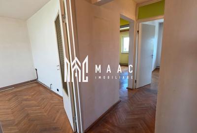 Apartament de vanzare Sibiu 3 camere decomandat | Strand | 2 bai, 2 balcoane - 10