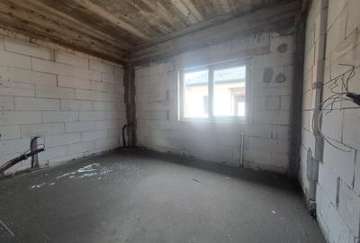 Casa  pe parter 3 cam+Pod.Teren 210mp. - 9