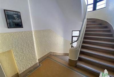 Apartament de vanzare cu 5 camere, imobil consolidat - 13