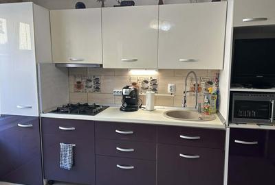 Apartament cu 2 camere decomandat în Florești