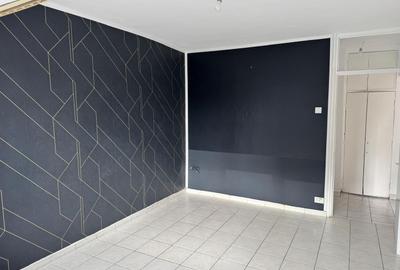 De închiriat: apartament 3 camere - nemobilat - ideal birou - Gorjului - 8