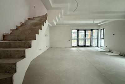 Duplex cu 4 camere în Titan